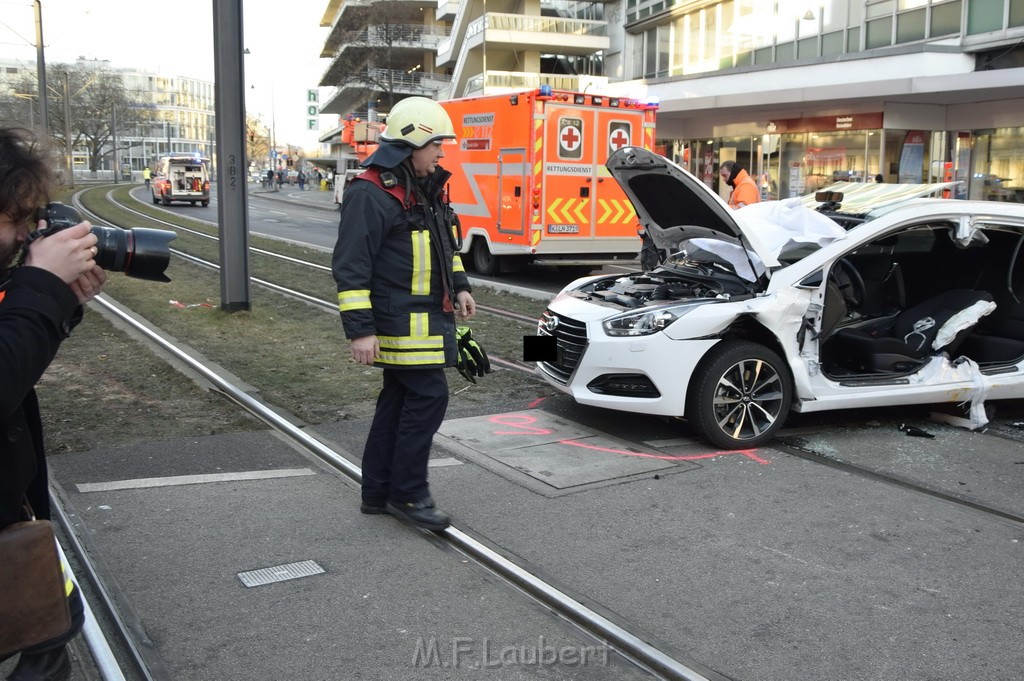 VU PKW Strab Koeln Mitte Pipinenstr Hohestr P110.JPG - Miklos Laubert